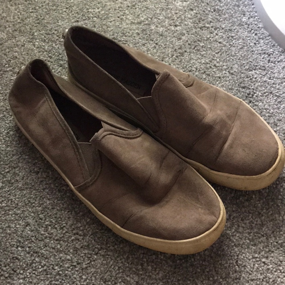 Steve Madden slip ons